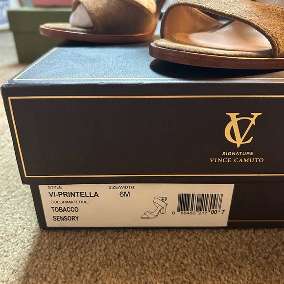 NIB Vince Camuto Signature tan suede sandals, gold hardware, size 6 - Picture 7 of 8